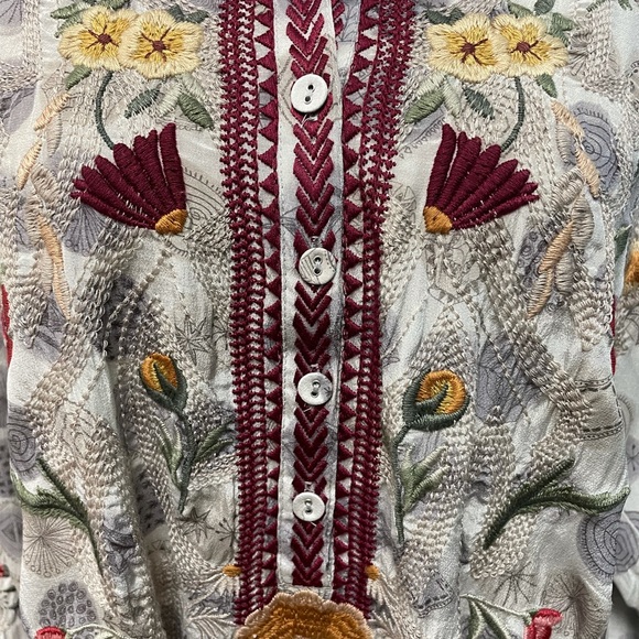 Johnny Was Blouse - Picture 2 of 3